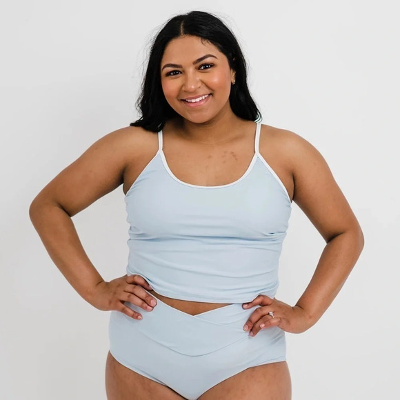 NEW CENTARA TOP | POWDER BLUE WITH WHITE PIPING Coral Reef Swim - Picture 1 of 3